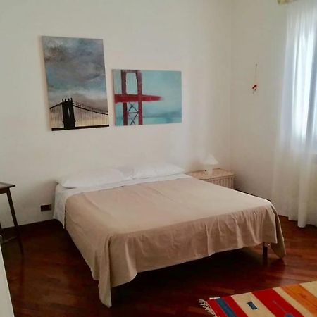 Smile House Castelbuono Apartamento Exterior foto